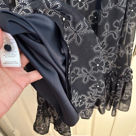 Likely Blue and White Sundress with 3/4 Bishop Sleeves 2 - Picture 5 of 5